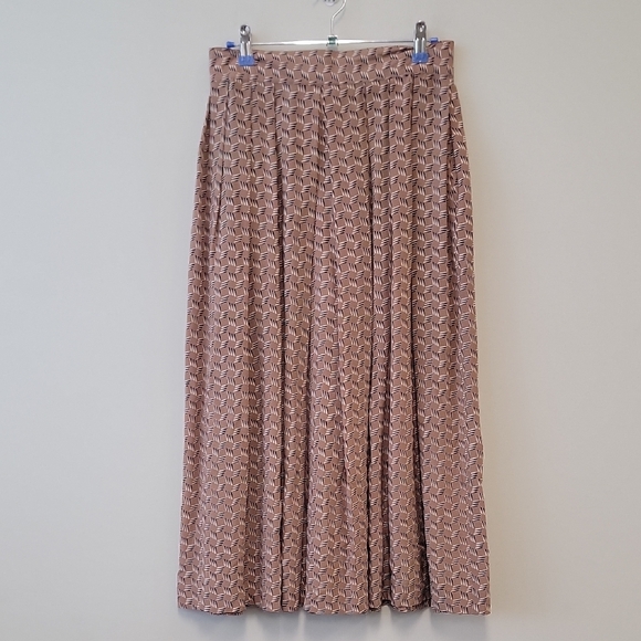 Dior Beige Patterned A-Line Skirt - Picture 12 of 16